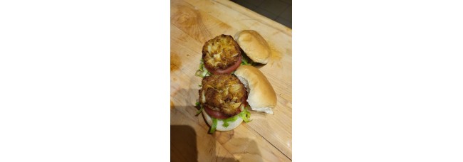 16-2oz Crabcake Sliders